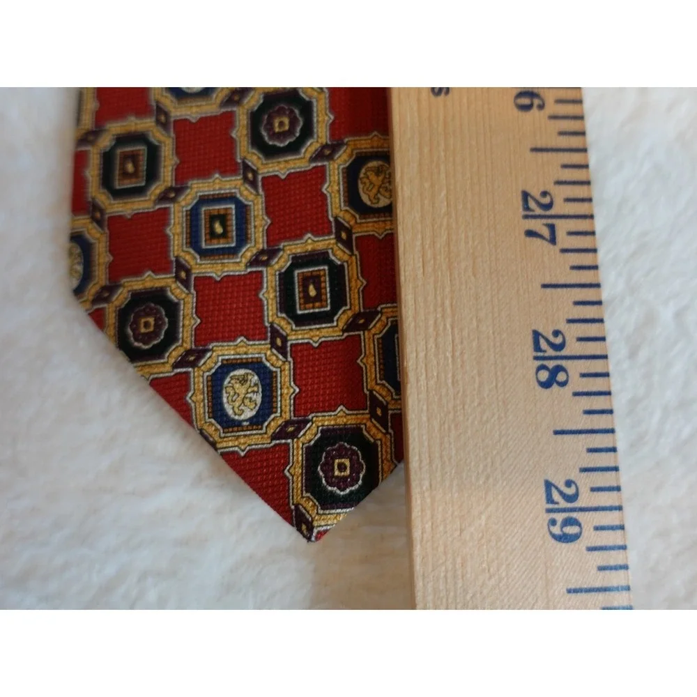 Vintage Tommy Hilfiger Tie Mens Italian Silk Made‎ in USA Crest Old Money Office